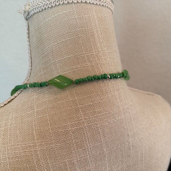 4 Glass Wedding Cake Beads and Mixed Acrylic Bead Necklace - Picture 5 of 5